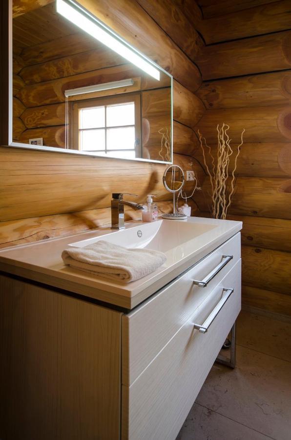 Luxus-Ferienhaus Blockhaus Chalet Nr 2 Toplage Am Feldberg Mit Sauna, Outdoor-Hottub, Kamin Auf 1300M Uem エクステリア 写真